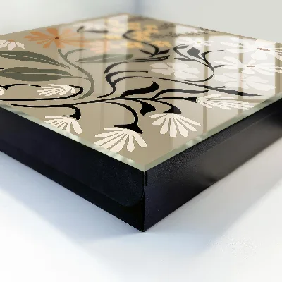 Key cabinet Floral motif