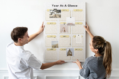 Cork board Year At a Glance