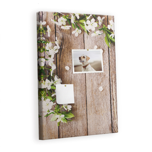 Cork board Daisies on wood