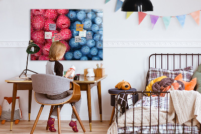 Magnetic kitchen board Berries and raspberries