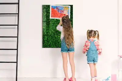 Magnetic dry erase board hedge of leaves design