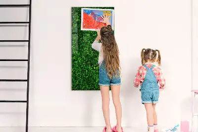 Magnetic dry erase board hedge of leaves design