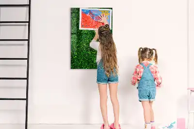 Magnetic dry erase board hedge of leaves design