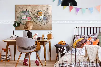 Magnetic erase board earth globe map design