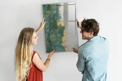 Magnetic writing board with decorative pattern