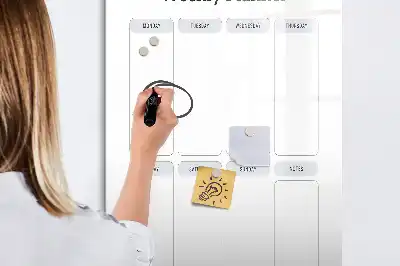 Weekly planner magnetic writing board