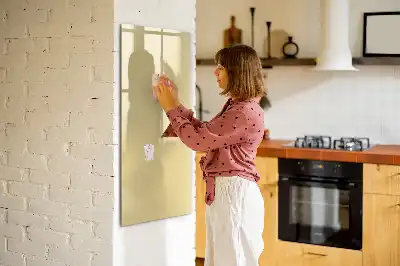 Magnetic writing board cream