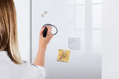 Magnetic erase board Off-white