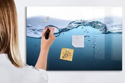 Magnetic marker board water detail