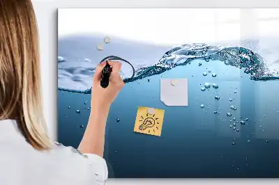 Magnetic marker board water detail