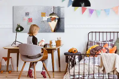 Magnetic marker board piece of cake design
