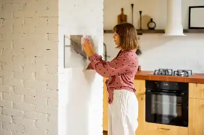Magnetic marker board in gold marble