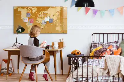 Magnetic marker board world map design