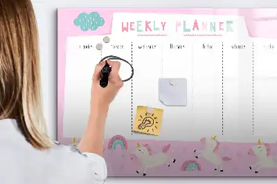 Magnetic weekly planner for children