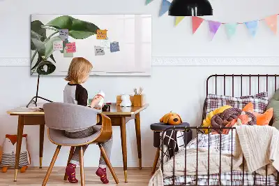 Magnetic marker board with abstract leaves design