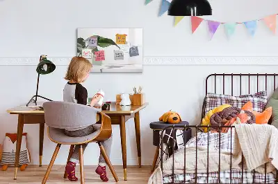 Magnetic marker board with abstract leaves design