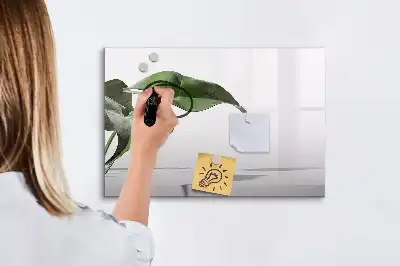 Magnetic marker board with abstract leaves design