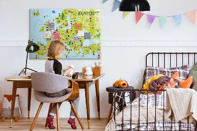 Magnetic marker board world map with flags