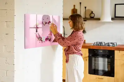 Magnetic marker board heart of flowers design