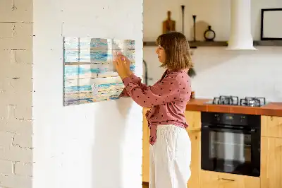 Magnetic marker board with a scratched wood effect