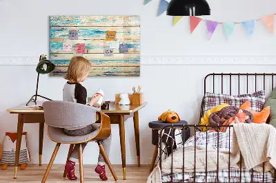 Magnetic marker board with a scratched wood effect