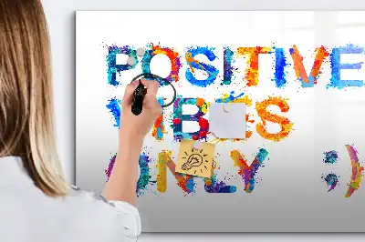 Magnetic marker board with positive quote design