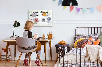 Magnetic marker board with weekly menu and stars motif