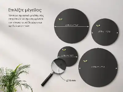 Round table in black