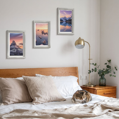 Framed triptych Landscapes of mountains, lakes and sunsets