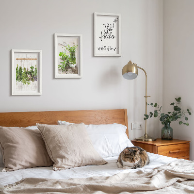 Framed triptych Kitchen motif with the inscription dried herbs