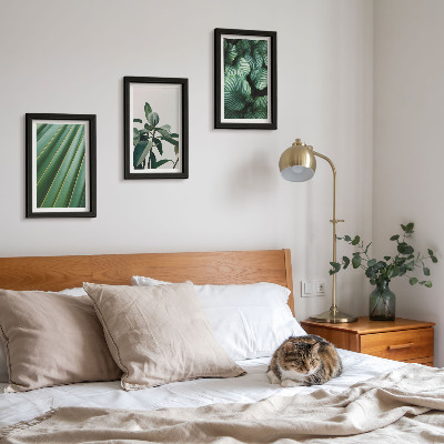 3-piece wall art set Aesthetic tropical leaves in various shades of green
