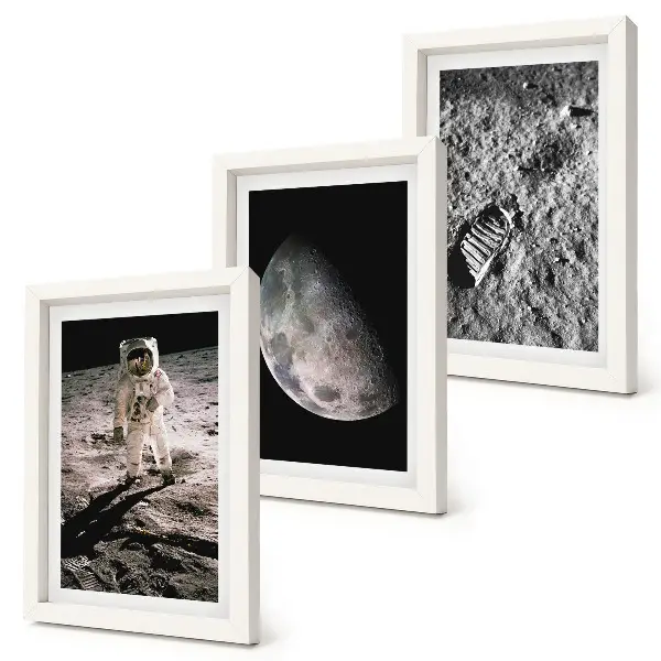 Photo frame wall featuring an astronaut on the moon footprint