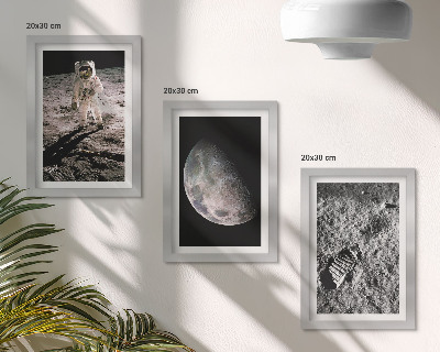 Photo frame wall Astronaut on the Moon Footprint Photo