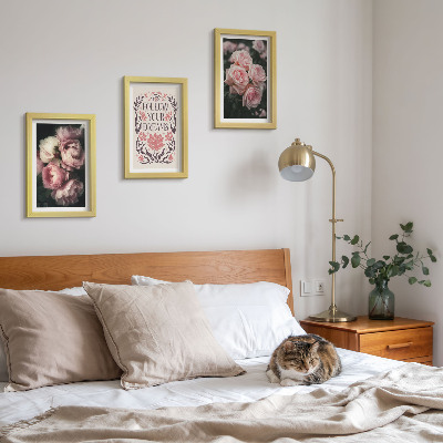 Photo frame wall Vintage roses with the inscription about dreams