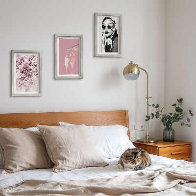 3-piece wall art set Flowers in shades of pink and an elegant woman