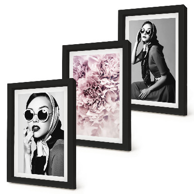 Photo frame wall Stylish portraits of women with pink flowers