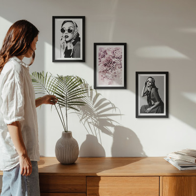 Photo frame wall Stylish portraits of women with pink flowers