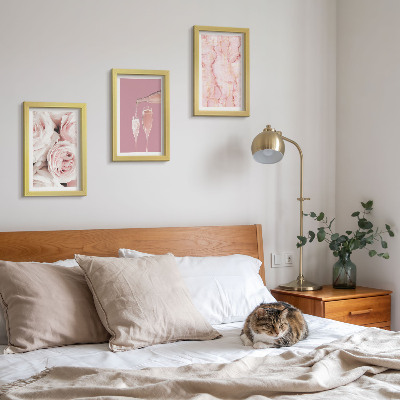 Framed triptych Champagne roses and a pastel marble background