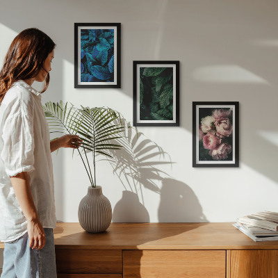 Framed triptych Leaves and flowers in different colors