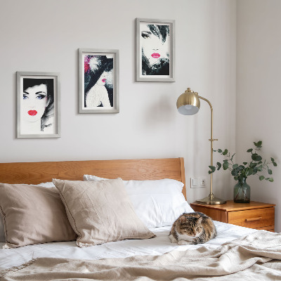 Framed triptych Painted portraits of women with expressive lips