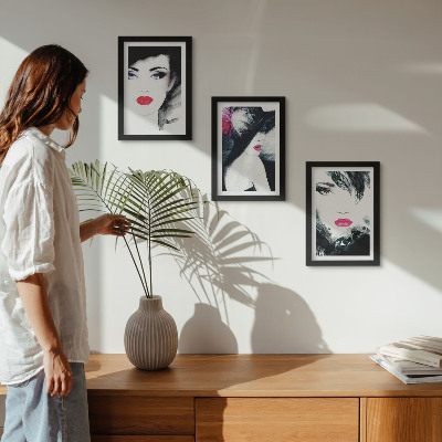 Framed triptych Painted portraits of women with expressive lips