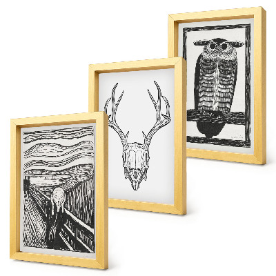 Photo frame wall Inspired by the Scream image with a skull and owl in a graphic style
