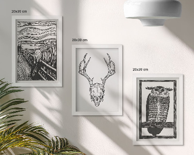 Photo frame wall Inspired by the Scream image with a skull and owl in a graphic style