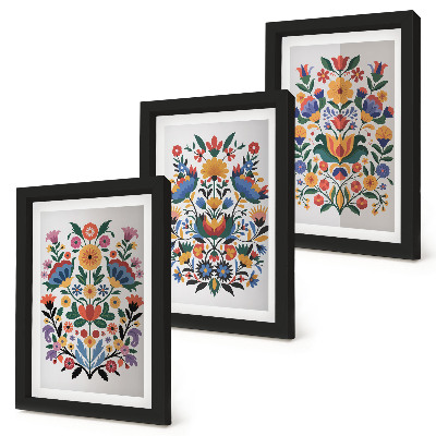 3-piece wall art set Floral patterns in intense colors on a white background