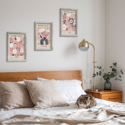 Photo frame wall Floral motifs in Tokyo, London and Paris