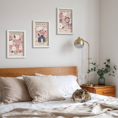 Photo frame wall Floral motifs in Tokyo, London and Paris