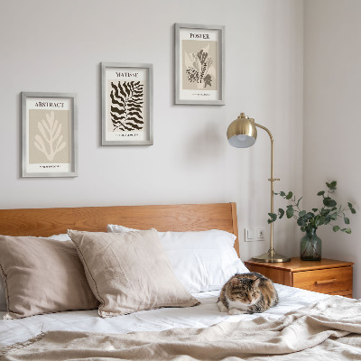 Photo frame wall Plant patterns in shades of beige and brown