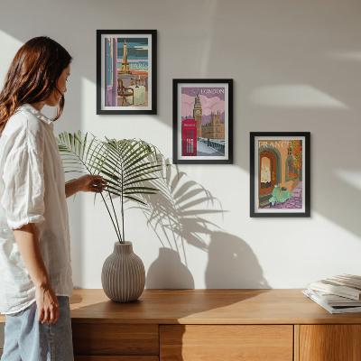 Framed triptych Retro cityscapes of Paris, London and France