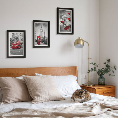 3-piece wall art set Red accents and famous London buildings
