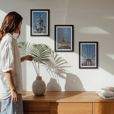 Photo frame wall Views of famous buildings from various cities around the world